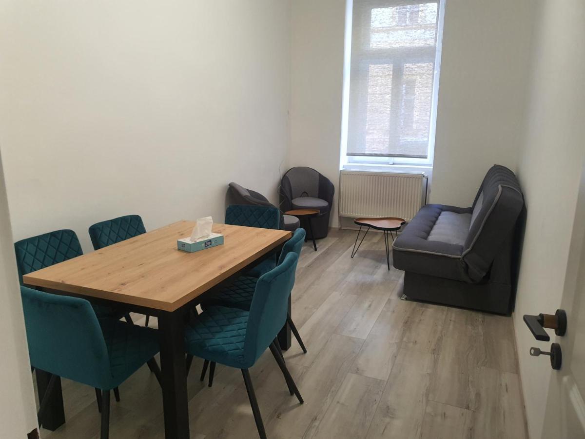 Hostel Comfort Прага Екстер'єр фото